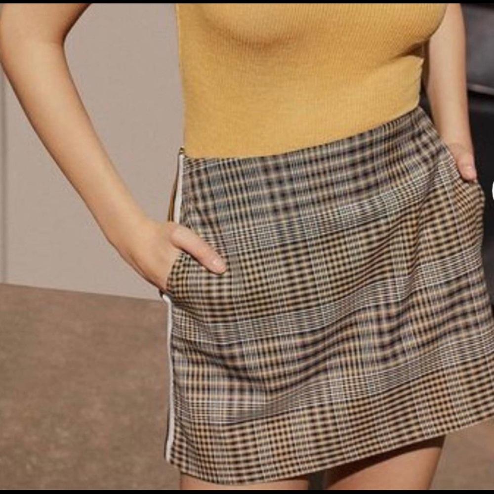 URBAN OUTFITTERS plaid mini skirt